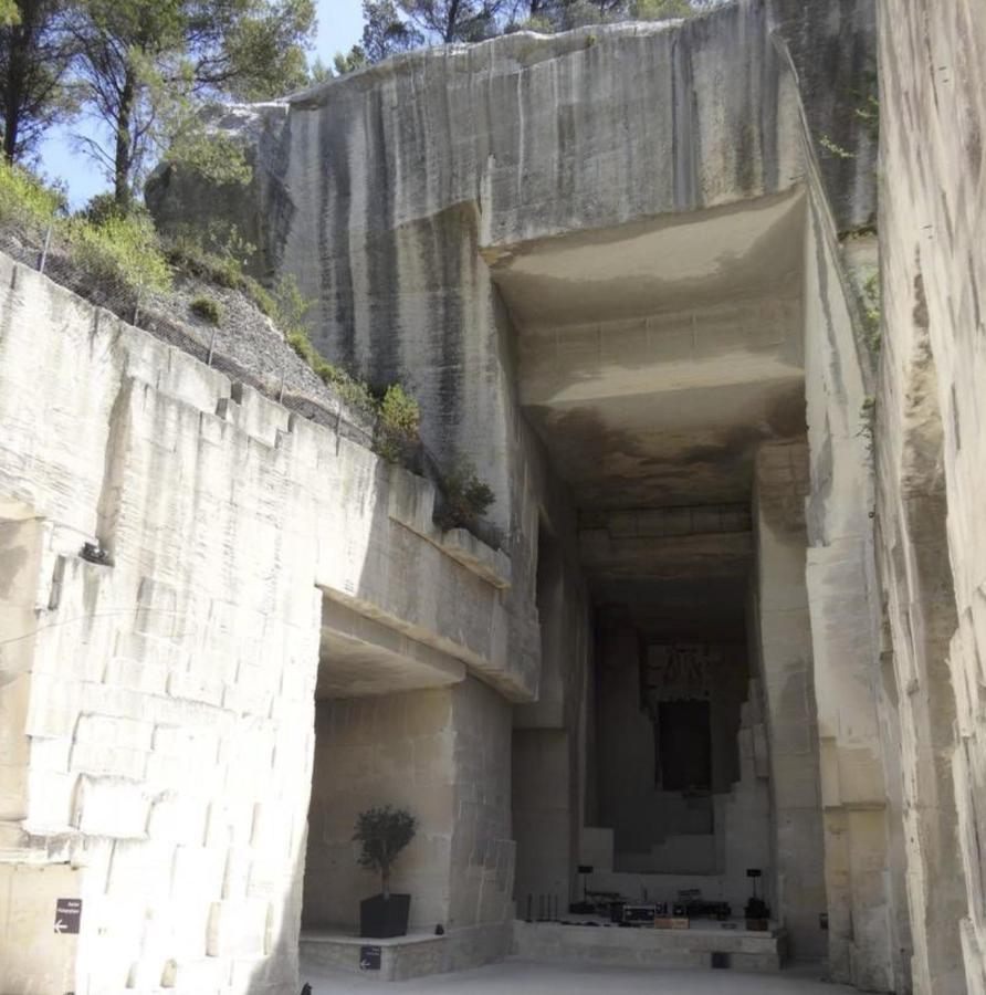 Les Baux-Beaux Apartment Bagian luar foto